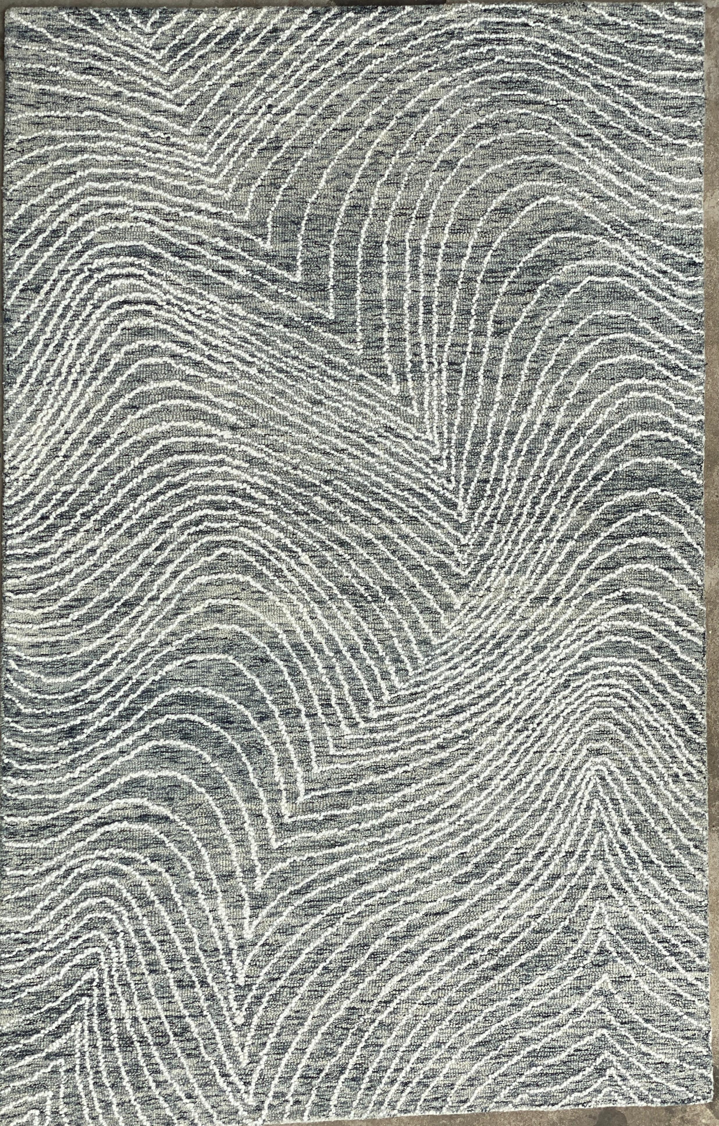 Crescentz carpet