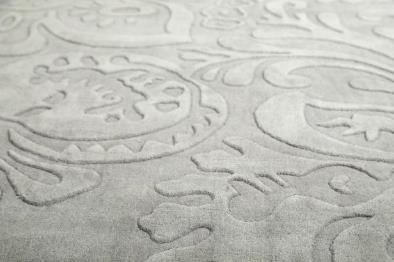 Crescentz carpet