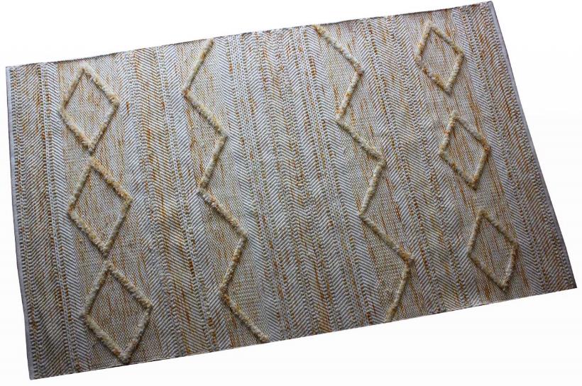 Crescentz carpet