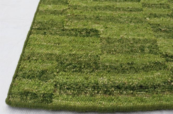 Crescentz carpet
