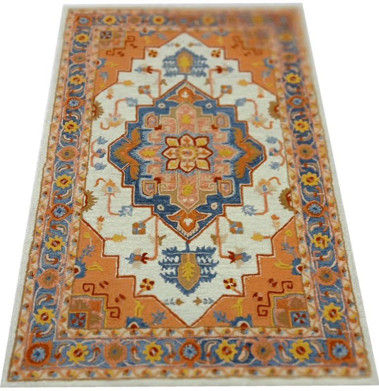 Crescentz carpet