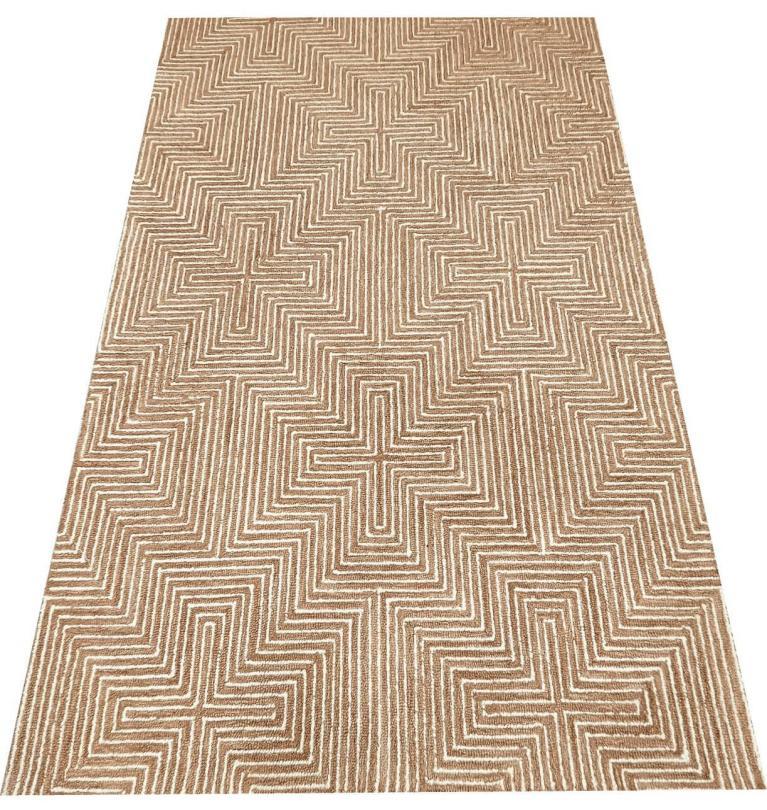 Crescentz carpet