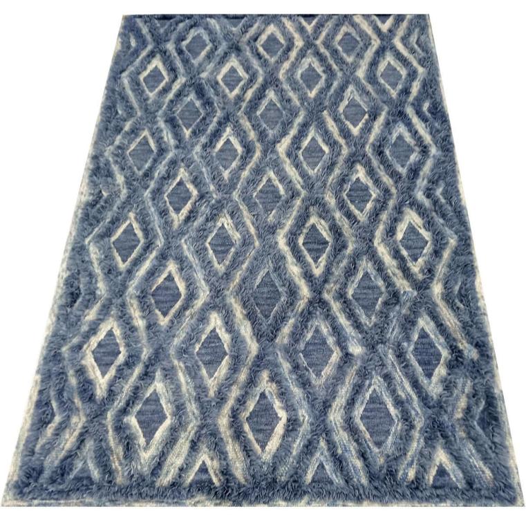 Crescentz carpet