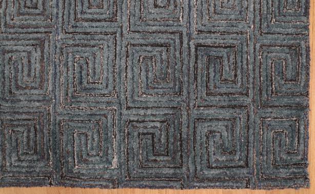 Crescentz carpet