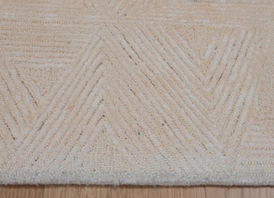 Crescentz carpet